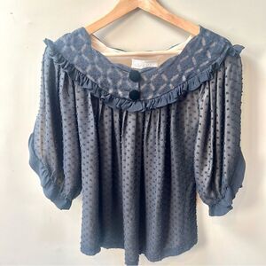 Bensoni silk black top with open flare sleeves. Sz 4